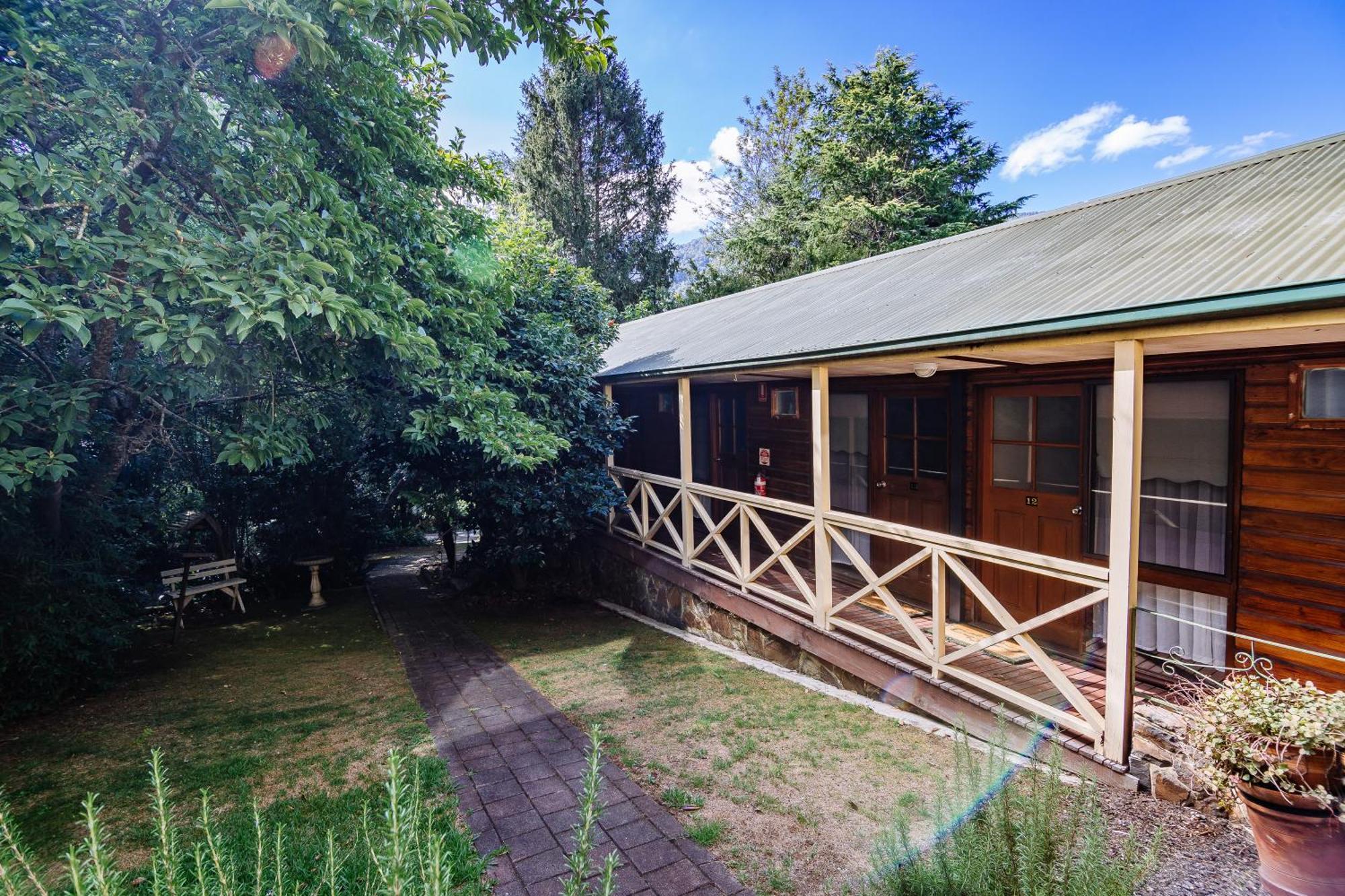 Warburton Lodge Bagian luar foto