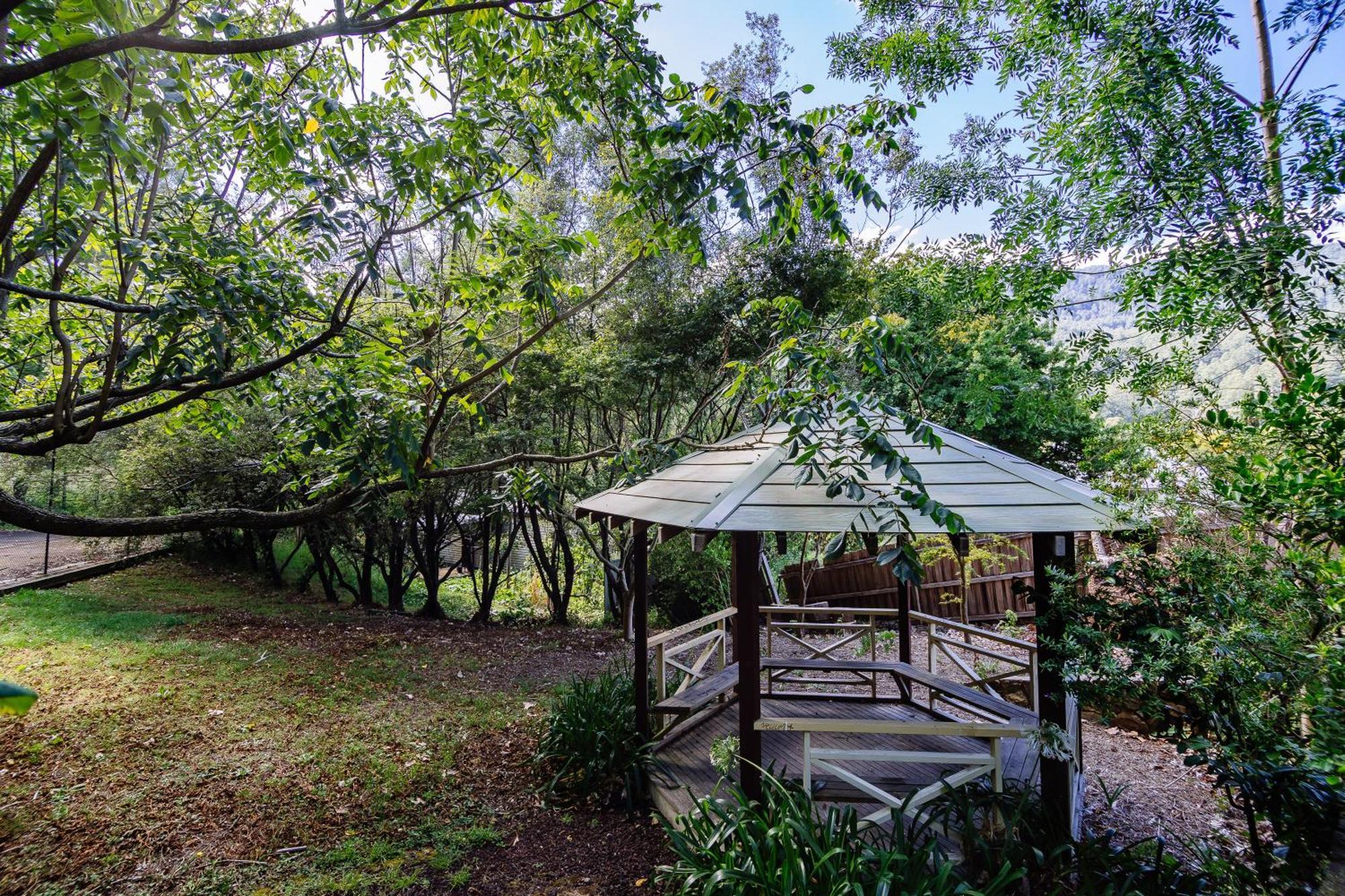 Warburton Lodge Bagian luar foto