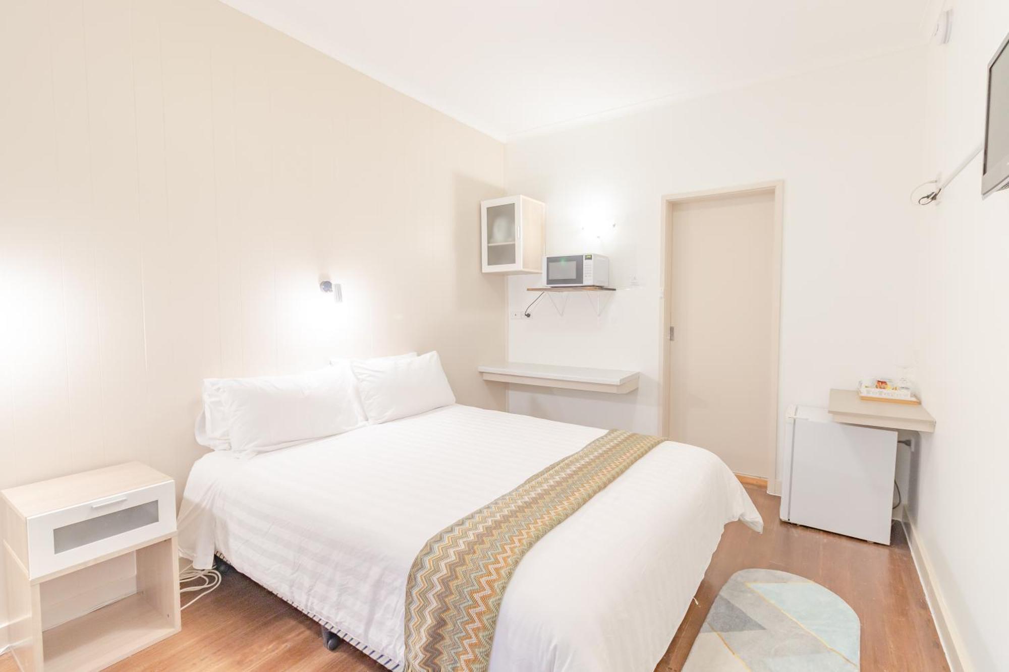 Warburton Lodge Bagian luar foto