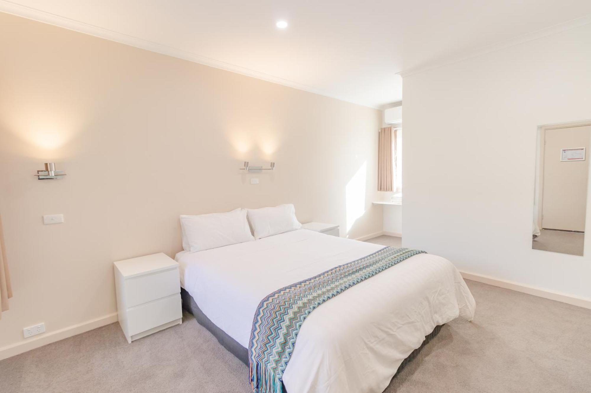 Warburton Lodge Bagian luar foto