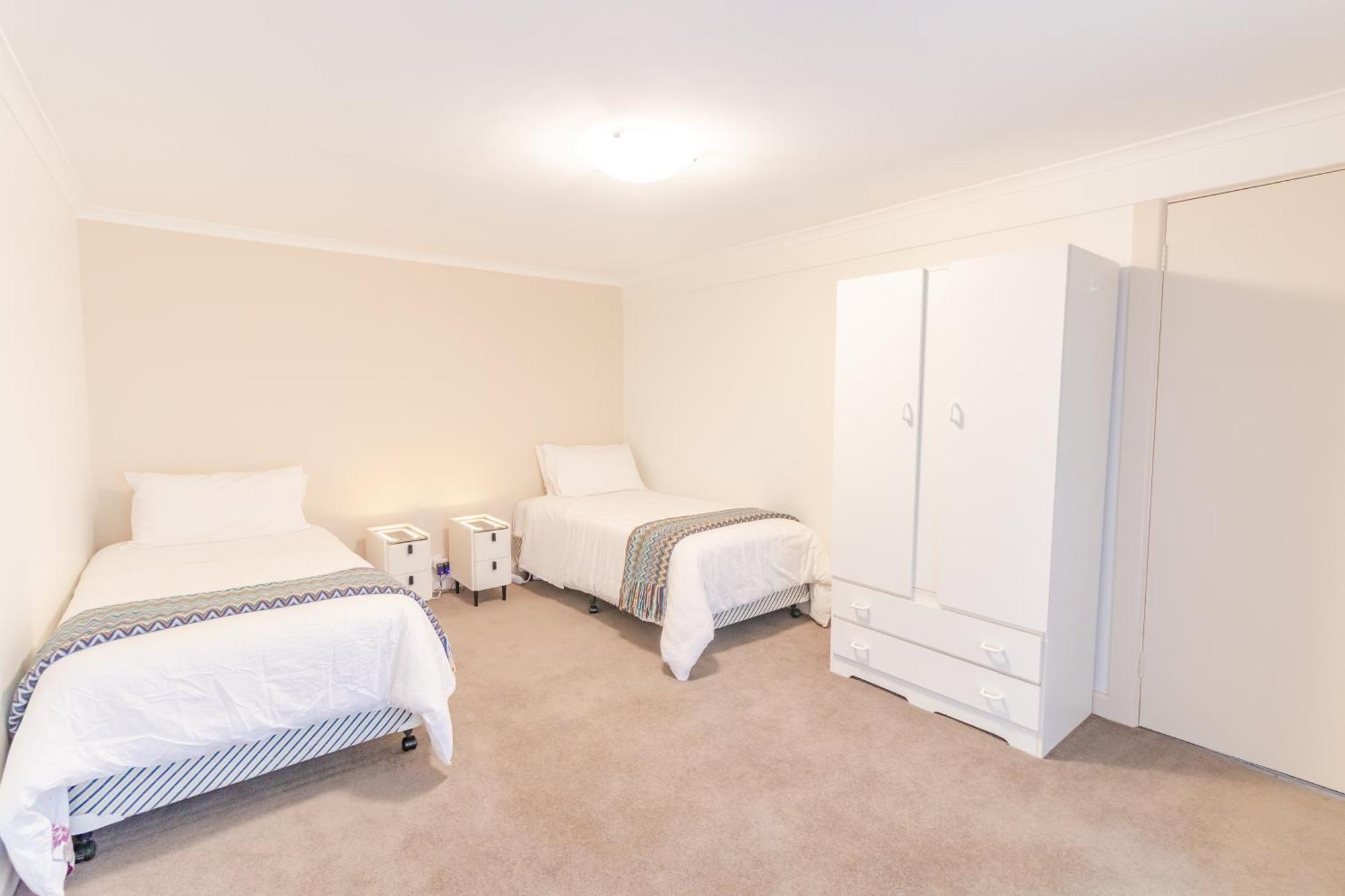 Warburton Lodge Bagian luar foto